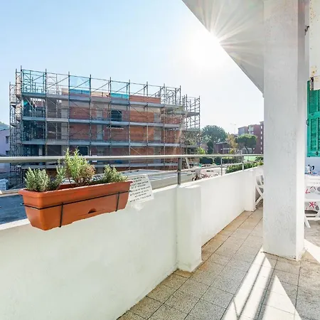 Apartamento Stunning In Camporosso With 2 Bedrooms And Wifi