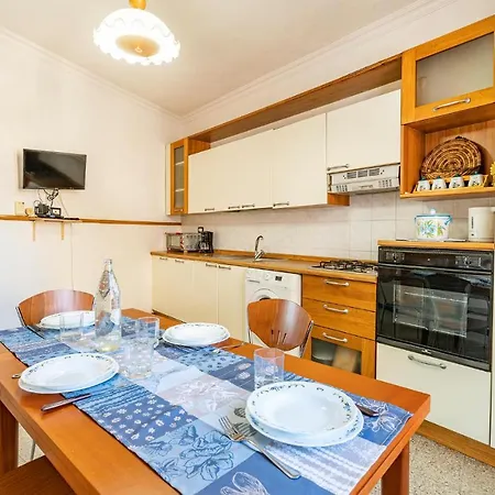 Stunning In Camporosso With 2 Bedrooms And Wifi * Camporosso (Liguria)